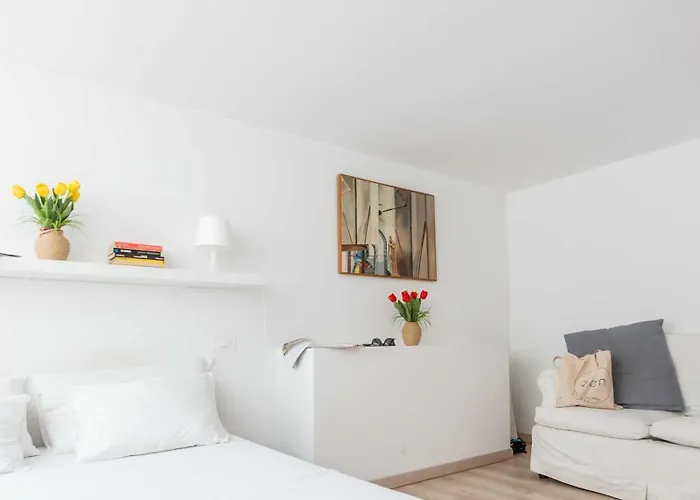 Mini Cairoli 2 - Zeno 42 Apartment *